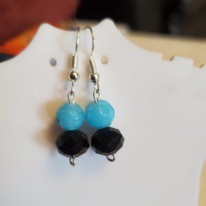 Silver Tone Hook Glass Dangle Earrings Tony Alexander Jewelry Artisan Fashion